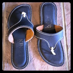 Kino Sandals size 8